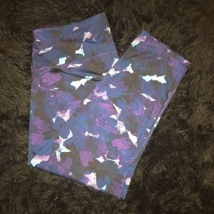 New Old Navy Capri Compression Pants